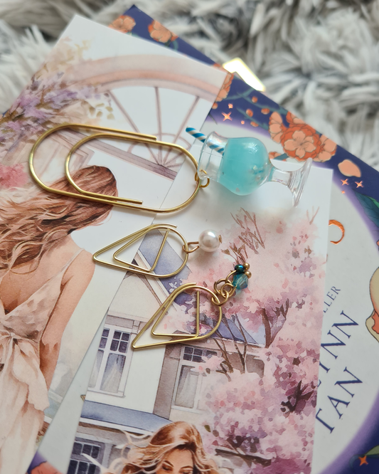 BOOKMARK BUNDLE 10 (WITH 17 PRINTABLE/DOWNLOADBLE BOOKMARKS)