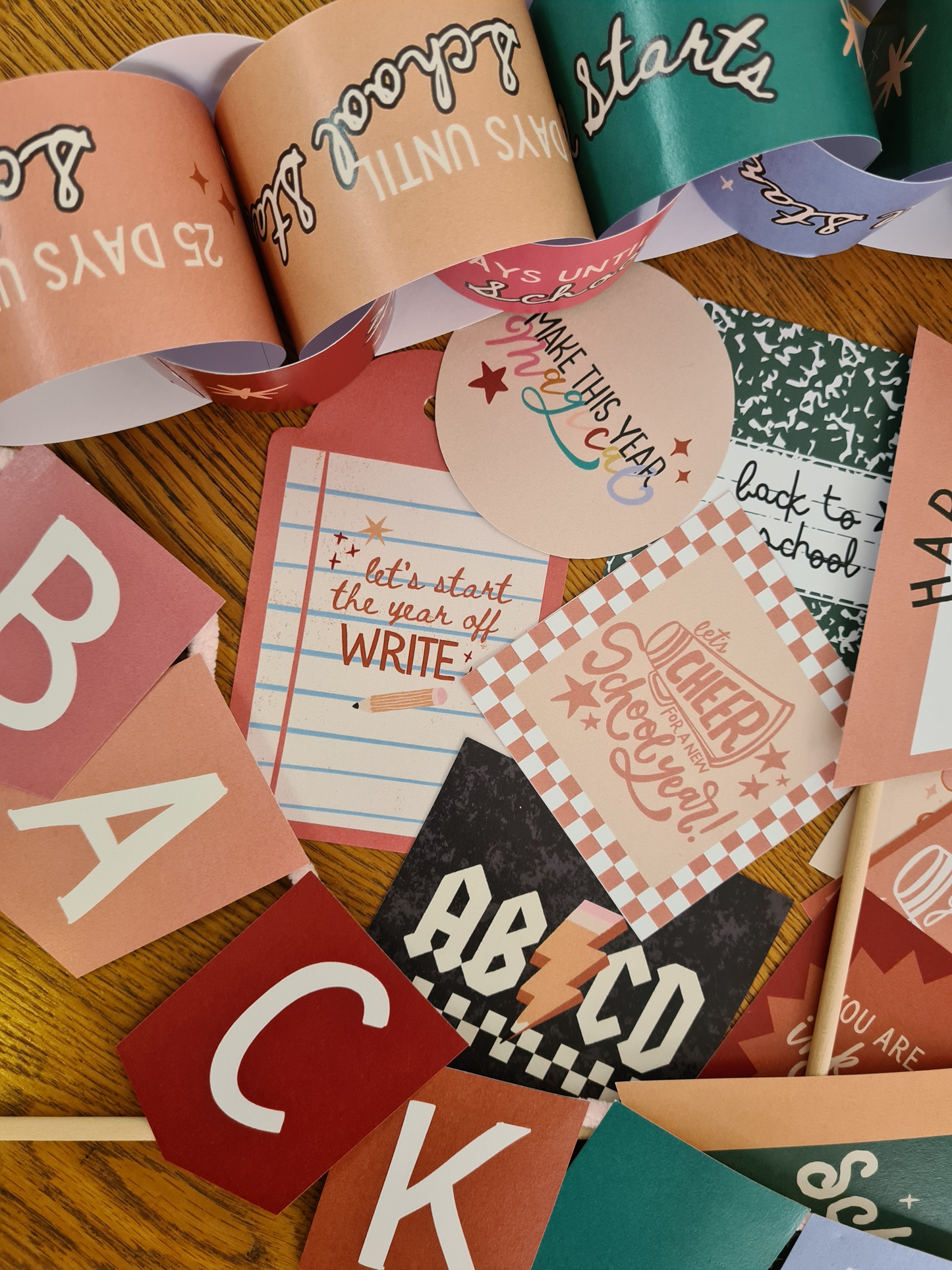 BACK TO SCHOOL START THE YEAR WRITE BUNDLE / Printable download