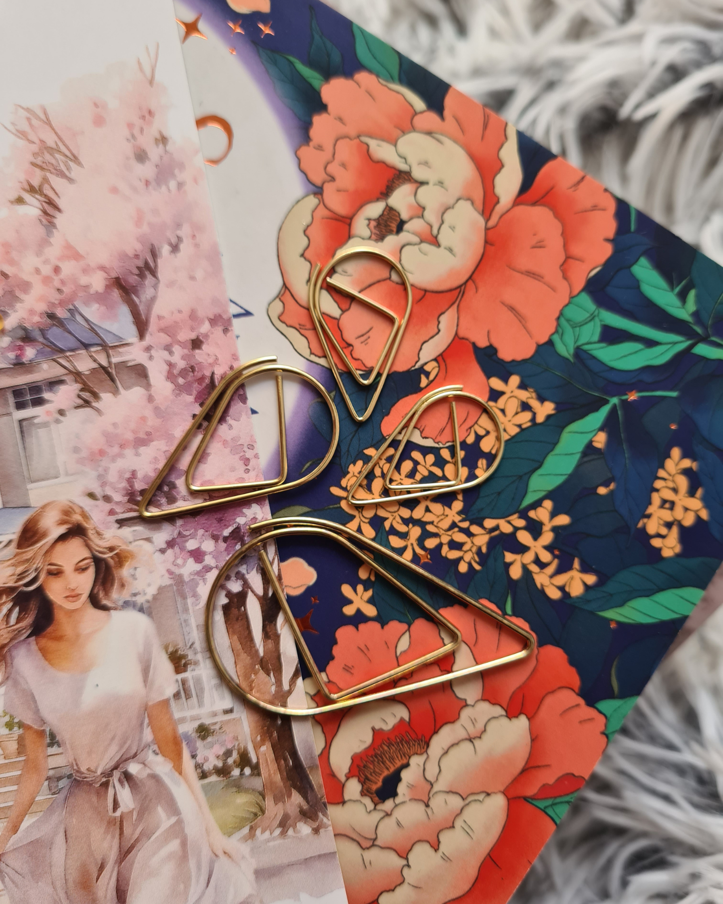 BOOKMARK BUNDLE 15 (WITH 17 PRINTABLE/DOWNLOADBLE BOOKMARKS)